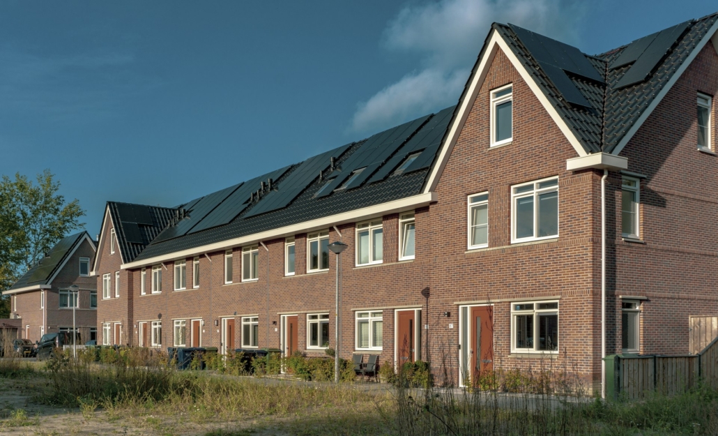 nieuw huis met zonnepanelen